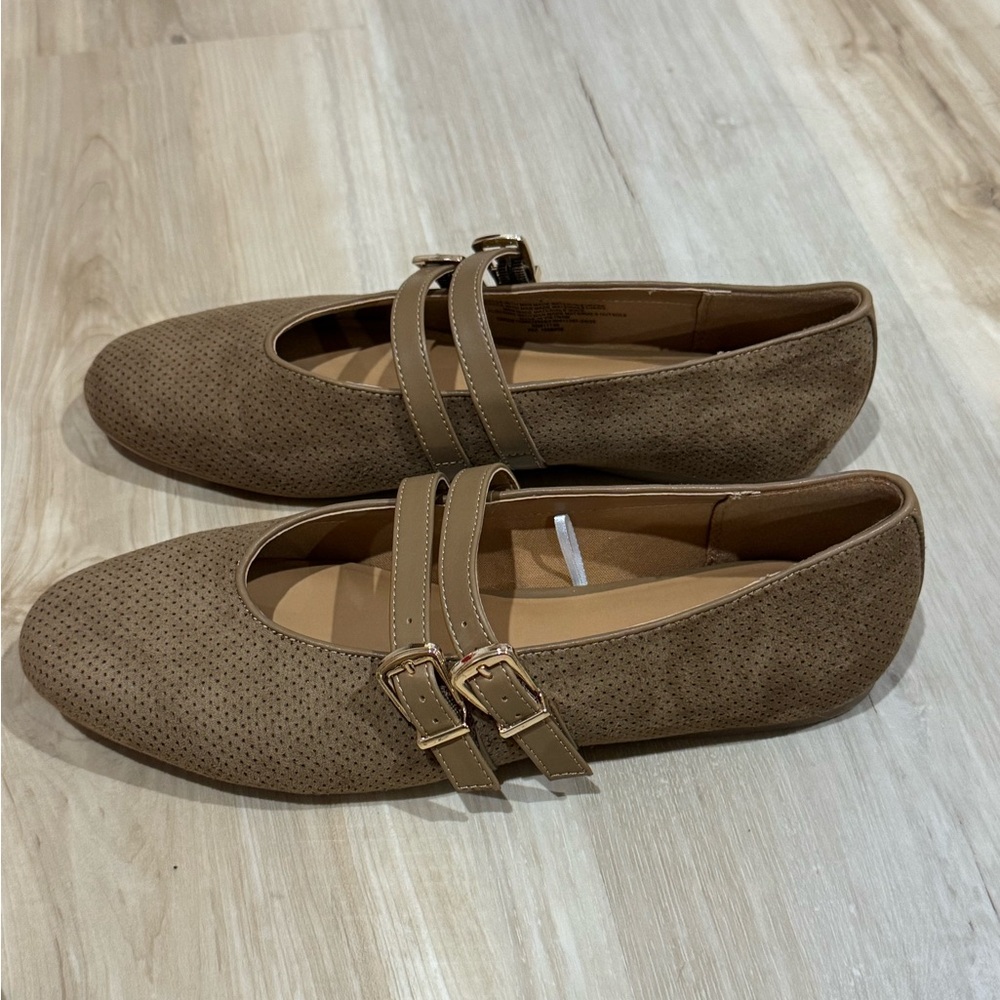 Brown Women's Flats